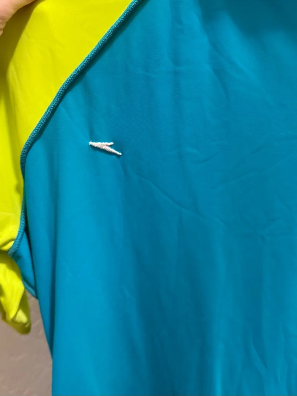 Speedo Men’s Teal and Lime Raglan Short-Sleeve Swim Rash Guard